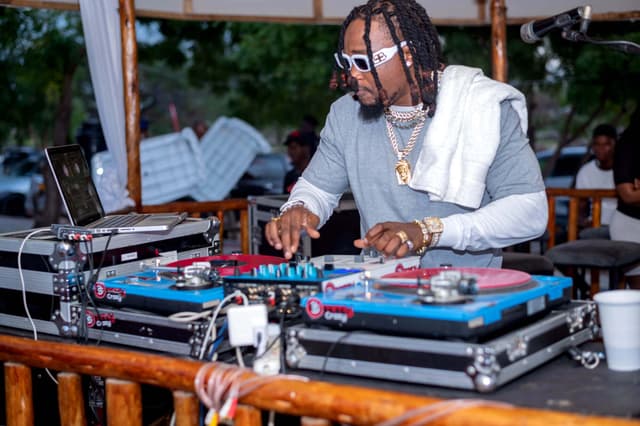 Dynasty Beach Picture