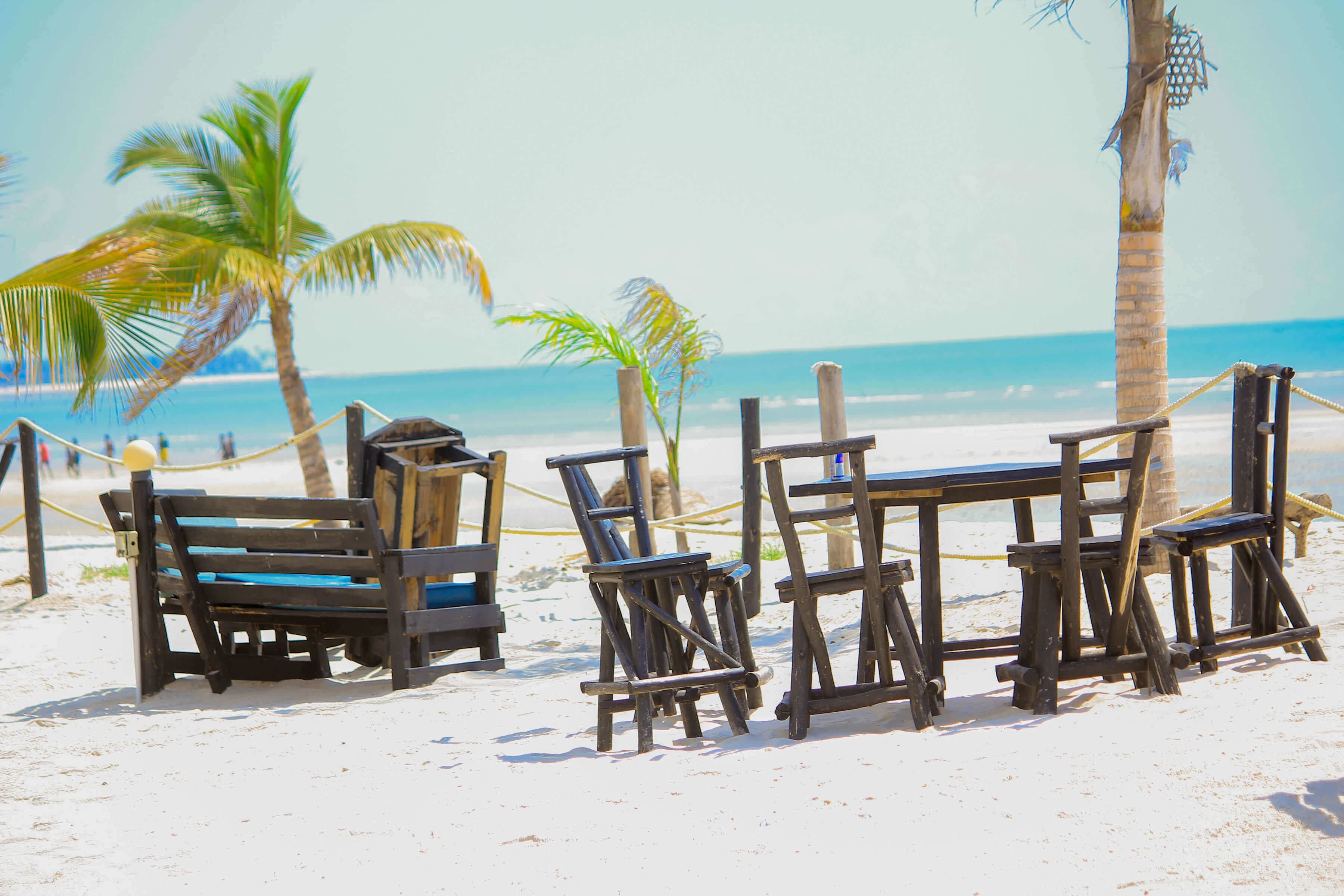 Soft sand, rolling waves and endless sunshine. What's not to love?